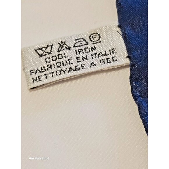 Vintage 1980s Nina Ricci Silk Scarf Printed Logo Hand Rolled Hem Gorgeous - Picture 8 of 9